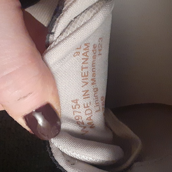 *🎉HP* Cole Haan Sneakers 🎉 - Picture 6 of 8